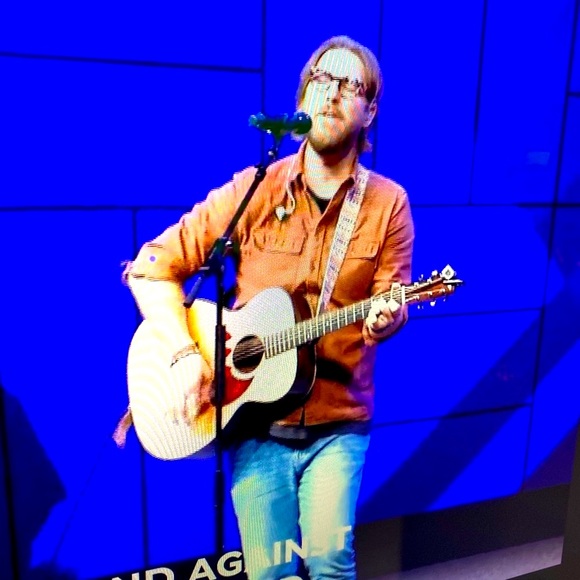 Meet your Posher, Andy - Picture 2 of 6